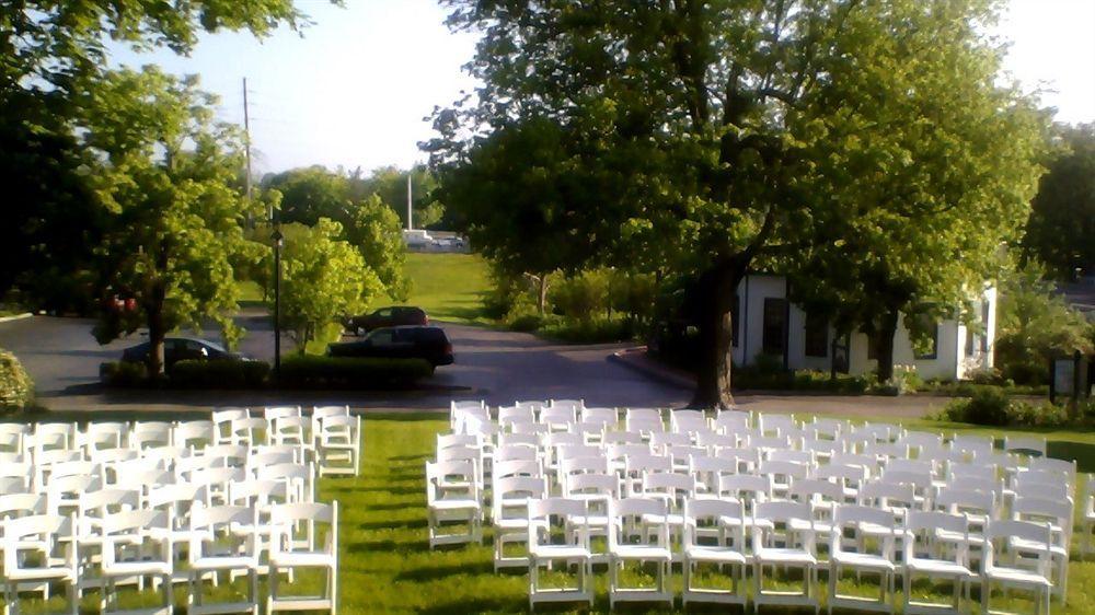 Century 2* Bloomington